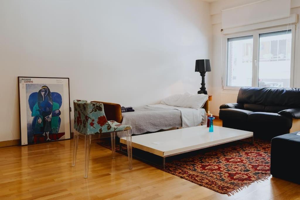 Cosy & Spacious Central Apartment Komotiní Eksteriør bilde