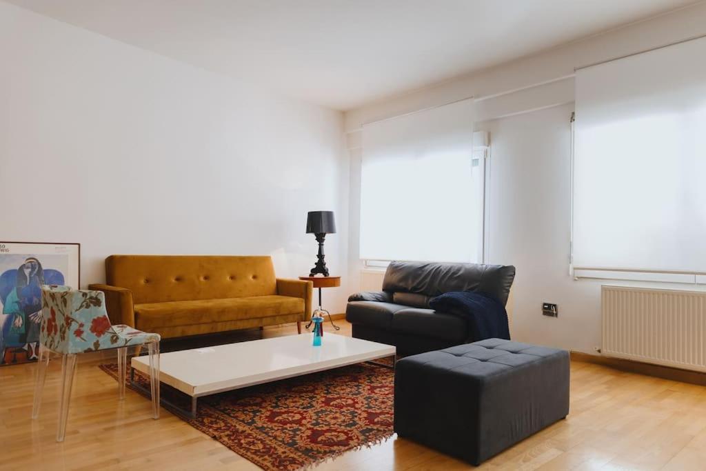 Cosy & Spacious Central Apartment Komotiní Eksteriør bilde