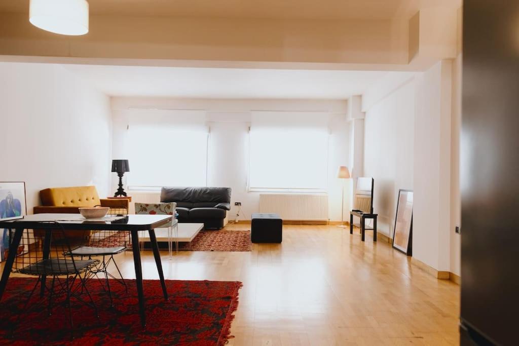 Cosy & Spacious Central Apartment Komotiní Eksteriør bilde